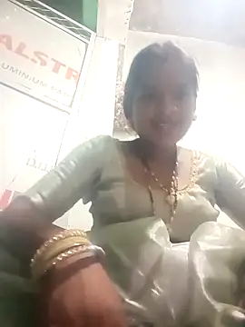 Snapshot of Cuty_prathna chatting on October 4, 2:18 pm Cuty prathna online show from October 4, 2:18 pm