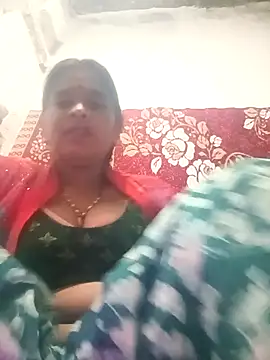 Snapshot of Cuty_prathna chatting on November 3, 3:59 pm Cuty prathna online show from November 3, 3:59 pm