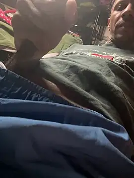 smuckle899 online show from March 7, 5:03 am