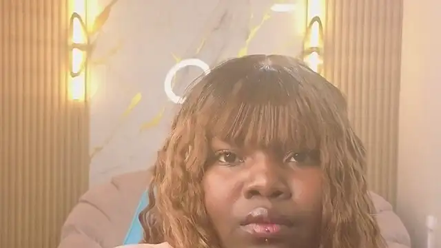 Snapshot of Soffia_b chatting on November 26, 8:09 pm Soffia b online show from November 26, 8:09 pm