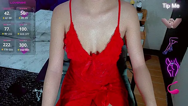 Snapshot of Prettypreggy chatting on June 1, 12:00 am Prettypreggy online show from June 1, 12:00 am