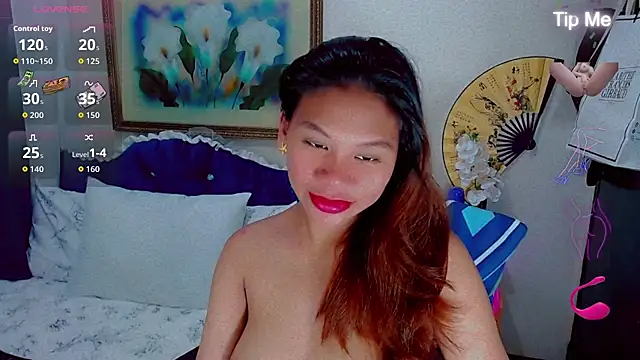 Snapshot of Prettypreggy chatting on December 20, 12:35 am Prettypreggy online show from December 20, 12:35 am