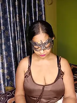 Snapshot of Big_Ass_Nikita chatting on June 17, 6:18 pm Big Ass Nikita online show from June 17, 6:18 pm