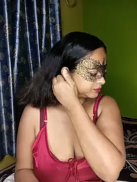 Snapshot of Big_Ass_Nikita chatting on June 18, 6:13 pm Big Ass Nikita online show from June 18, 6:13 pm