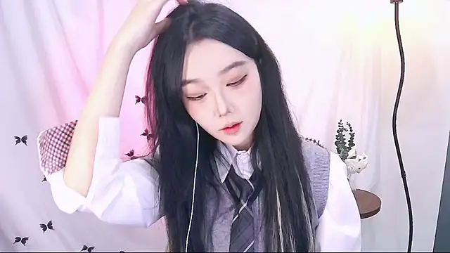 Miao-Maimiao online show from November 27, 12:16 pm