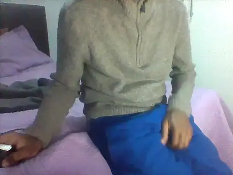 Snapshot of justdo12 chatting on July 16, 9:01 pm justdo12 online show from July 16, 9:01 pm