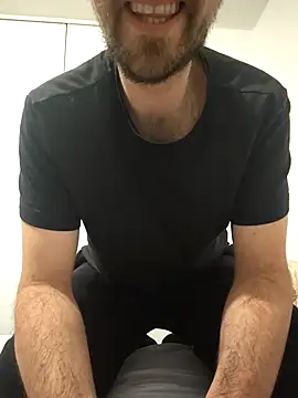 Snapshot of AD_Vu chatting on October 18, 3:03 pm AD Vu online show from October 18, 3:03 pm