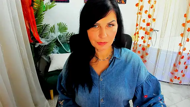 Moon Veloure1 online show from October 20, 4:47 am