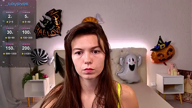 EllaCanny online show from November 1, 5:03 am