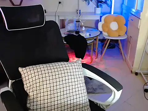 niel cumshow online show from December 19, 8:11 pm