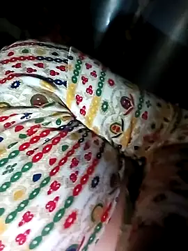 Snapshot of Haliya88 chatting on October 1, 6:01 pm Haliya88 online show from October 1, 6:01 pm
