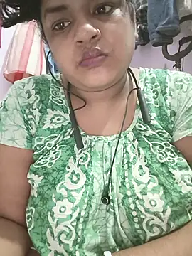 Snapshot of Deborbhavi222 chatting on July 11, 5:46 pm Deborbhavi222 online show from July 11, 5:46 pm