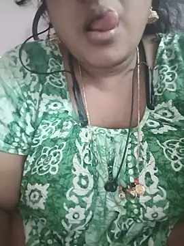 Deborbhavi222 online show from June 3, 9:32 am