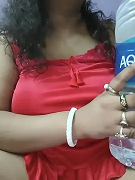 Snapshot of Deborbhavi222 chatting on June 21, 1:06 pm Deborbhavi222 online show from June 21, 1:06 pm