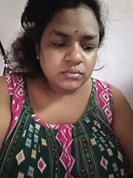 Deborbhavi222 online show from May 31, 7:14 am