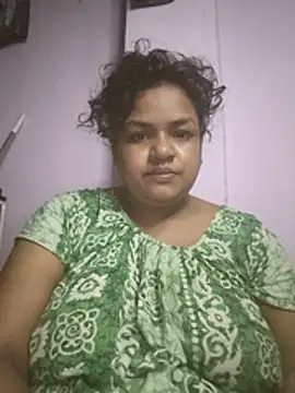 Snapshot of Deborbhavi222 chatting on July 7, 8:40 am Deborbhavi222 online show from July 7, 8:40 am