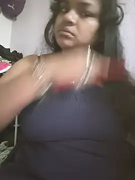 Snapshot of Deborbhavi222 chatting on June 12, 8:34 am Deborbhavi222 online show from June 12, 8:34 am
