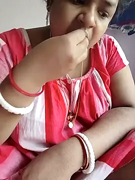 Deborbhavi222 online show from May 3, 5:23 am