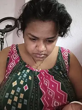 Snapshot of Deborbhavi222 chatting on June 10, 3:52 am Deborbhavi222 online show from June 10, 3:52 am
