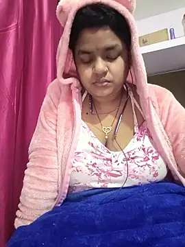 Deborbhavi222 online show from January 17, 9:07 pm