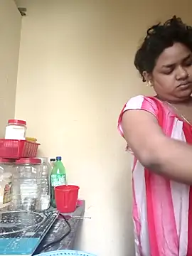 Deborbhavi222 online show from March 21, 8:04 am