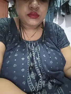 Snapshot of Deborbhavi222 chatting on June 6, 8:58 pm Deborbhavi222 online show from June 6, 8:58 pm