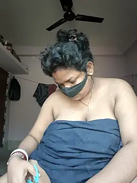 Deborbhavi222 online show from March 3, 10:44 am