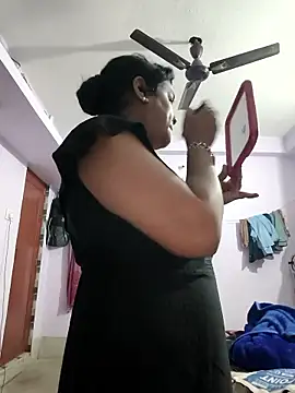 Deborbhavi222 online show from January 14, 1:04 pm