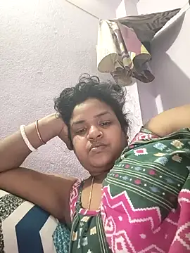 Deborbhavi222 online show from April 8, 3:13 pm