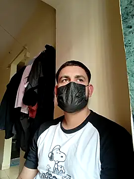 Snapshot of Punjabi27 chatting on November 30, 9:54 am Punjabi27 online show from November 30, 9:54 am