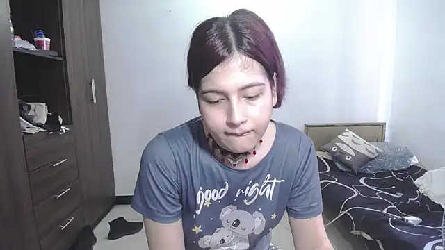 Snapshot of Mirage_Sertori chatting on May 15, 1:31 pm Mirage Sertori online show from May 15, 1:31 pm