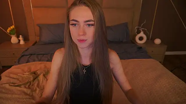 Snapshot of GoGoDream chatting on October 2, 6:06 am GoGoDream online show from October 2, 6:06 am