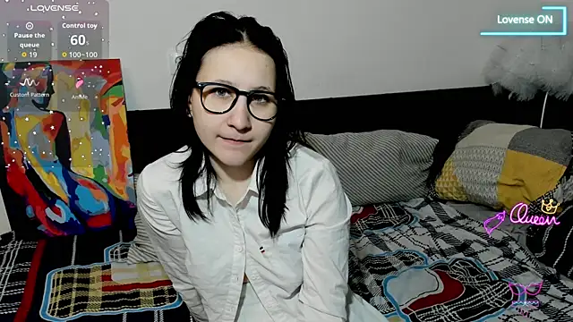 ChristinaFivePlus online show from January 18, 6:00 pm