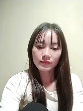 dorothyxx online show from February 14, 7:30 am