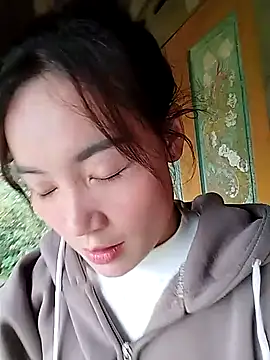 dorothyxx online show from February 10, 6:45 am