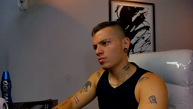 wildthor26 online show from September 23, 2:07 am