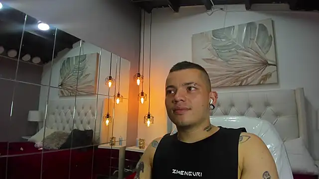 Snapshot of wildthor26 chatting on February 26, 4:45 am wildthor26 online show from February 26, 4:45 am