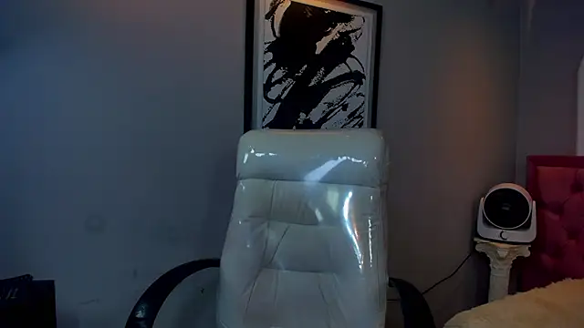 wildthor26 online show from September 22, 4:18 am