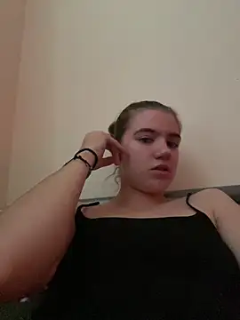 Snapshot of Lucy-XXX- chatting on October 7, 4:30 pm Lucy-XXX- online show from October 7, 4:30 pm