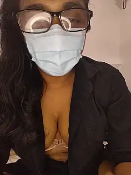 sexybolegirl online show from June 17, 5:45 pm