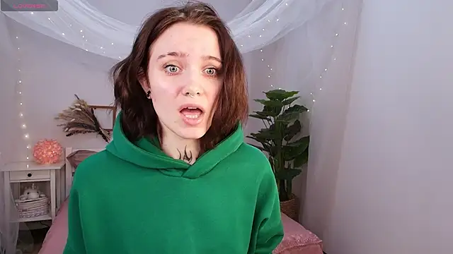 Snapshot of Elastikisss chatting on January 18, 7:56 am Elastikisss online show from January 18, 7:56 am