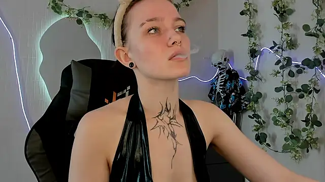 Elastikisss online show from May 4, 9:23 am