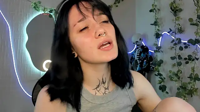 Elastikisss online show from May 18, 5:34 am