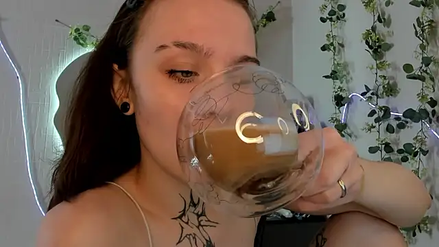 Elastikisss online show from April 29, 9:24 am