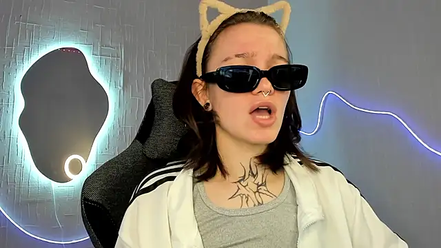 Elastikisss online show from March 13, 5:01 am