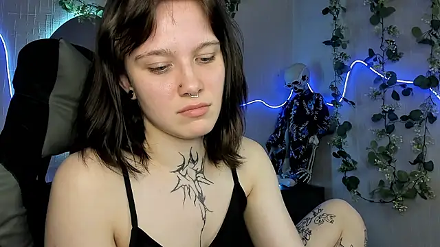 Elastikisss online show from April 11, 8:23 pm