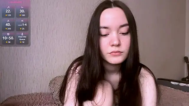 VividSienna online show from March 21, 3:52 am