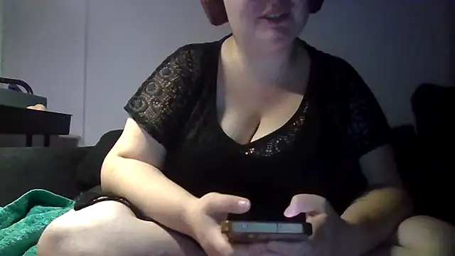 Snapshot of Katy2323 chatting on September 22, 7:09 pm Katy2323 online show from September 22, 7:09 pm