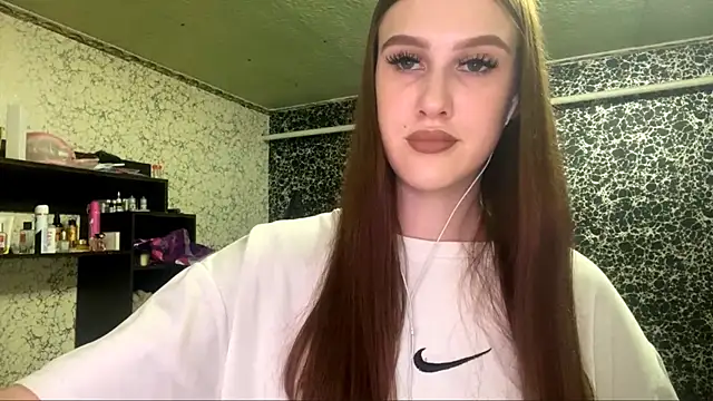 Snapshot of RanaBostel chatting on October 13, 8:32 pm RanaBostel online show from October 13, 8:32 pm