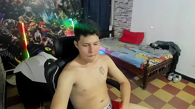 daniel leon online show from November 16, 1:10 am